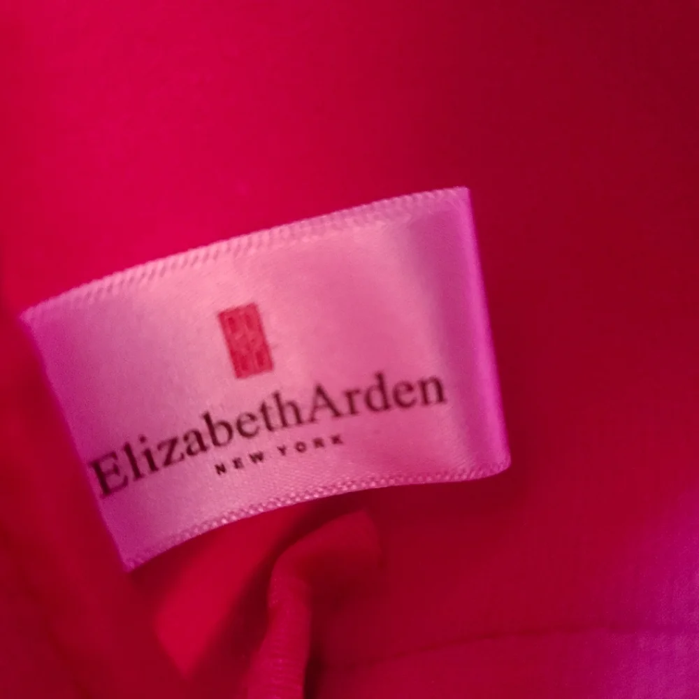 Elizabeth Arden New York Pink Bow Cosmetic Bag (NWOT)